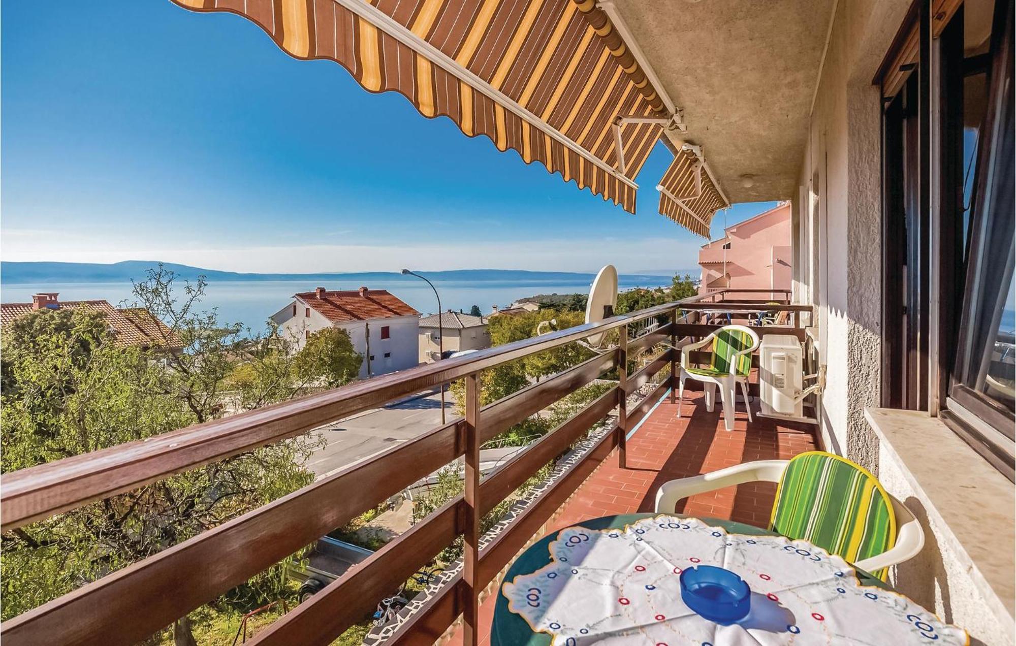 Stunning Apartment In Novi Vinodolski With Wifi Экстерьер фото